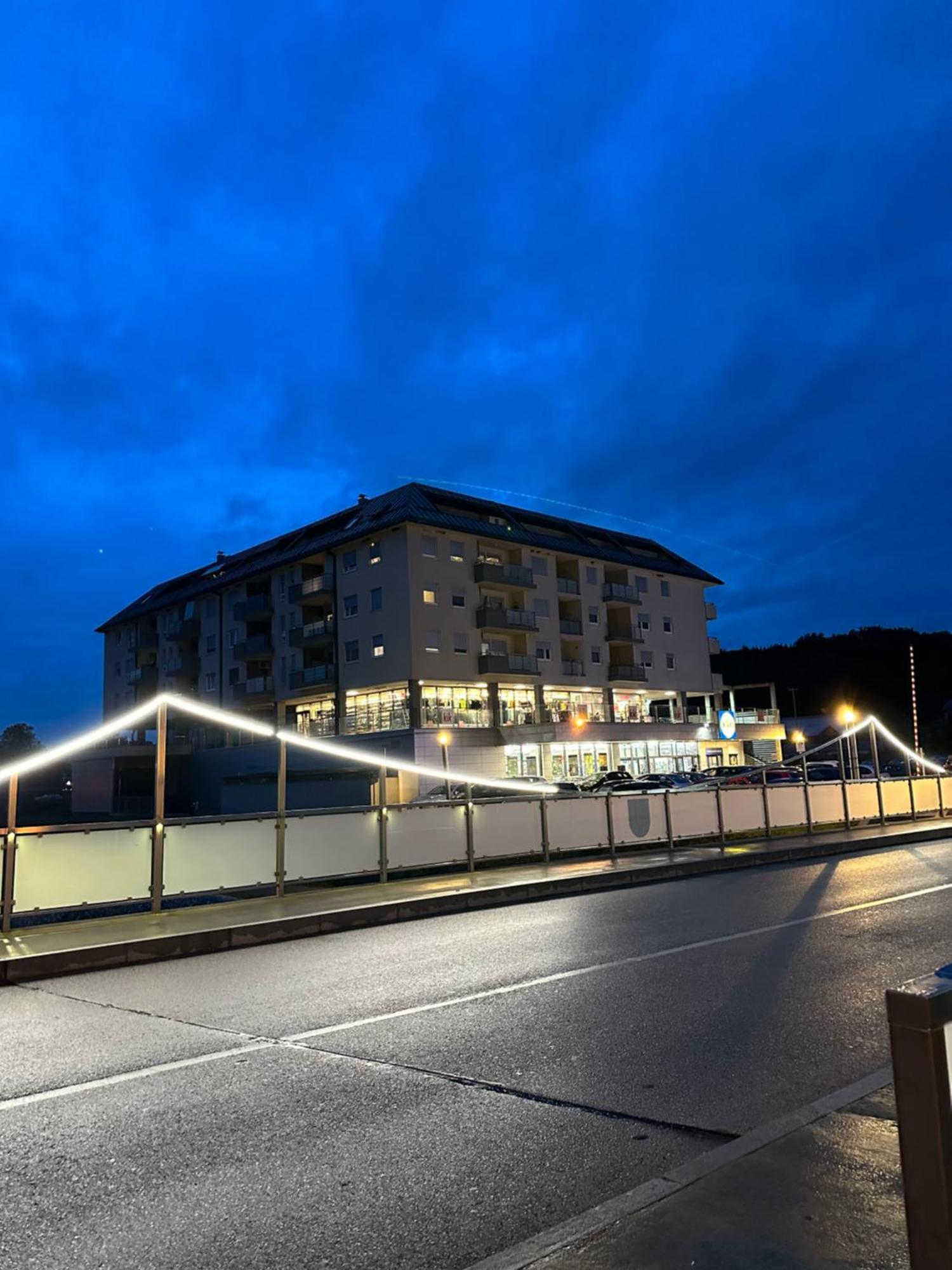 Apartman Eva, Moderan Stan U Srcu Zagorja Krapina Extérieur photo
